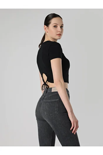 Colin's Slim Fit Round Neck Knitted Printed Women's Black Short Sleeve T-Shirt