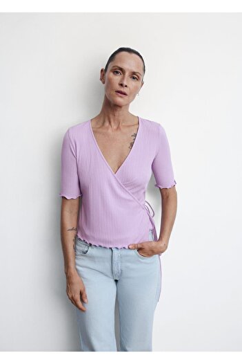MANGO Woman Τυποποιημένο υφαντό μπλουζάκι με κομμένο σχήμα