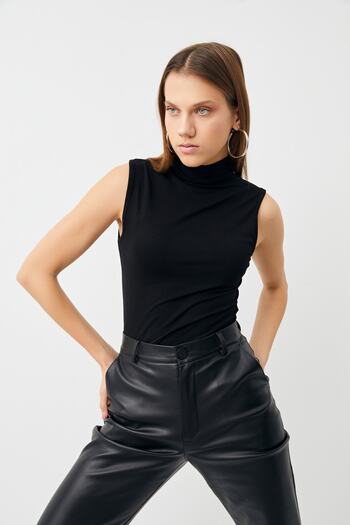 Bipantolon Women's Black Bitter Brown 2-Piece Sleeveless Body