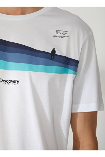 Discovery Expedition Kırık Beyaz Erkek Bisiklet Yaka Relaxed Baskılı T-Shirt HARDAP
