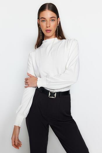 Trendyol Collection Ecru High Collar Regular Fit Gipe Detailed Flexible Knitted Blouse TWOAW24BZ00022