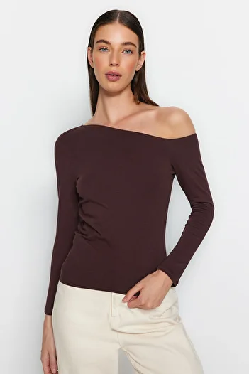 Trendyol Collection Brown Boat Neck Off Shoulder Gathered Fitted Cotton Stretchy Knitted Blouse TWOAW24BZ00107