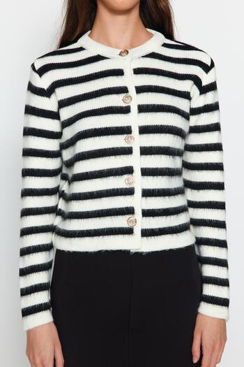 Trendyol Collection Ζακέτα TWOAW24HI00040 με ριγέ πλεκτό με μαλακή υφή εκρού