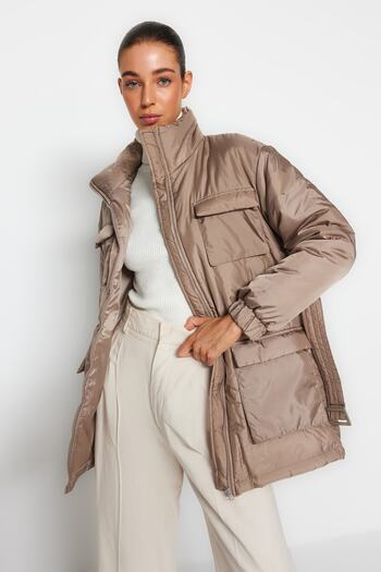 Trendyol Collection Detailní vodoodpudivá prošívaná kapsa s norkovým páskem TWOAW24MO00060
