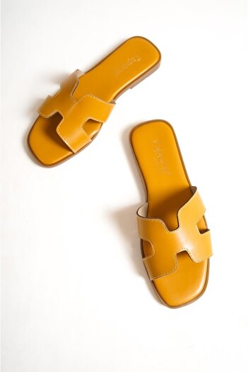 Capone Outfitters Mules - Yellow - Flat