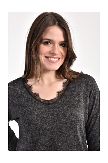 Seamoda V-Neck Lace Blouse Anthracite
