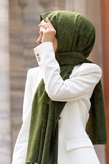 Vissona Women's Luxury Medina Silk Shawl Khaki