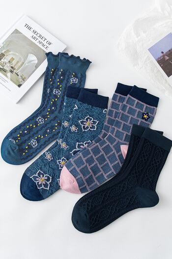 BGK 4 Pairs of Women's Jean Patterned Socks