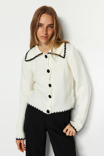 Trendyol Collection Soft Textured Ecru Knitwear Cardigan - Contrast Color TWOAW24HI00297