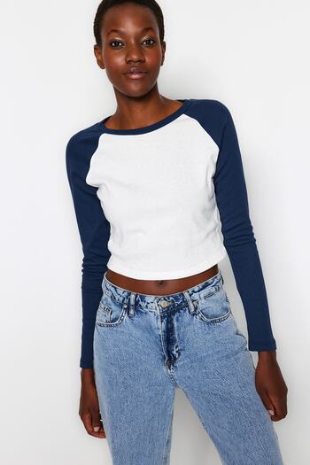 Trendyol Collection Ecru Raglan Sleeve Ribbed Fitted Crop Knitted T-Shirt TWOAW24TS00000