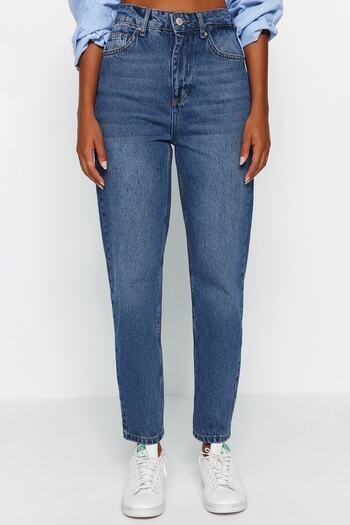 Trendyol Collection Σκούρο μπλε ψηλόμεσο Mom τζιν TWOAW24JE00076
