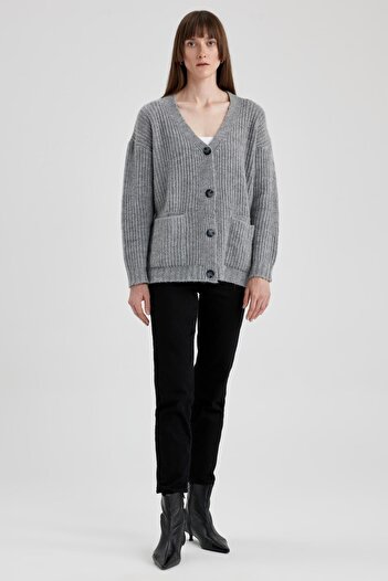 DeFacto Oversize Fit V-Neck Cardigan