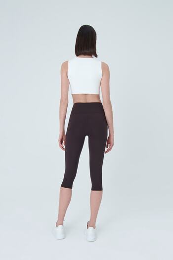 UP&FIT Push Up High Waist Capri Leggings Dark Brown