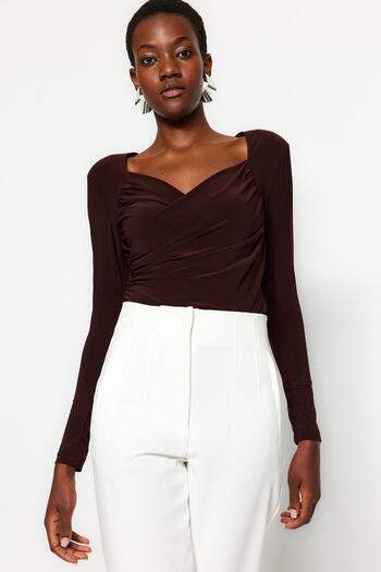 Trendyol Collection Brown Padded Drape Detailed Fitted/Flexible Snap Fastener Knitted Body TWOAW22BD0156