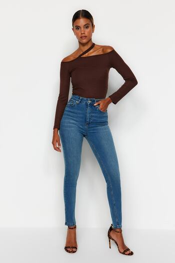 Trendyol Collection Μπλε ψηλόμεσο στενό τζιν TWOAW21JE0517
