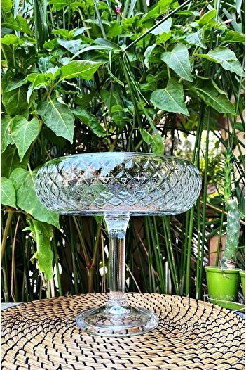 Jenisa Handmade Glass Leg Small Cage Presentation Bowl 24x16 Cm