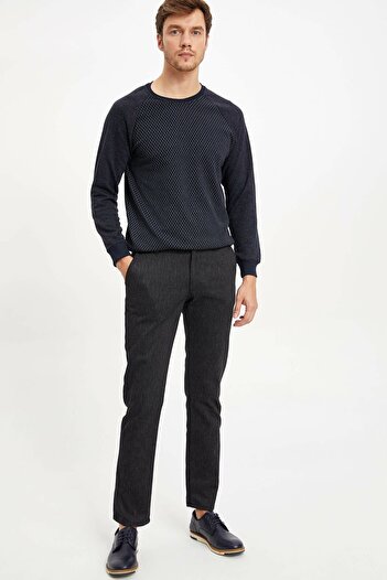 DeFacto Ανδρικό φούτερ Navy Blue Jacquard με λαιμόκοψη M5440AZ.19AU.NV35