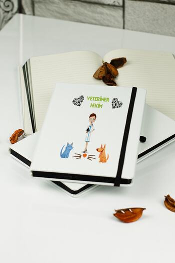 Hediyelen Veterinary Physician Notebook