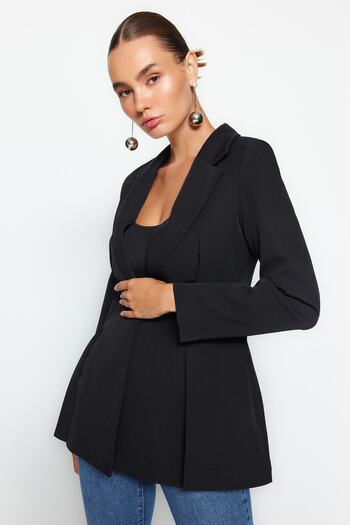 Trendyol Collection Schwarze taillierte, gefütterte Blazerjacke aus Webstoff TWOAW24BC00047