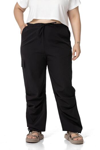 DISENTIS MODEST Large Size Parachute Black Trousers with Cargo Pockets