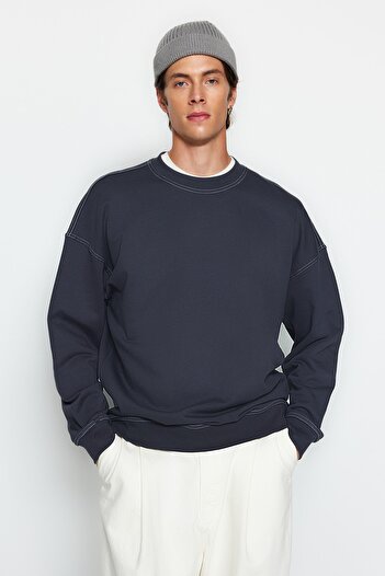 Trendyol Collection Anthracite Crew Neck Oversize Sweatshirt - Contrast Stitching Detail Tmnaw24Sw00011