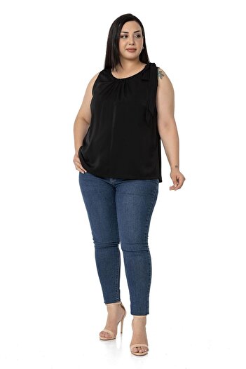 DISENTIS MODEST Plus Size Collar Pleated Lined Sleeveless Black Blouse with Ribbon Detail on the Shoulder