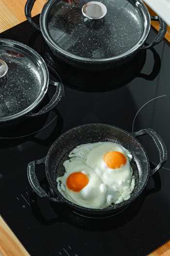 FİTHOME 3-Piece Glass Lid Can Enter The Oven Granite Casting Pan Set 18-20-22 CM