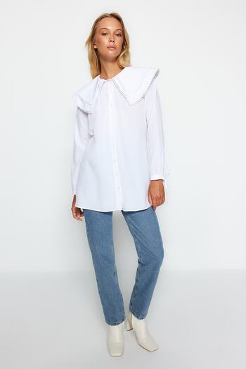 Trendyol Modest Tkaná košile s ecru límečkem a detailem bambulky TCTSS22GO0335