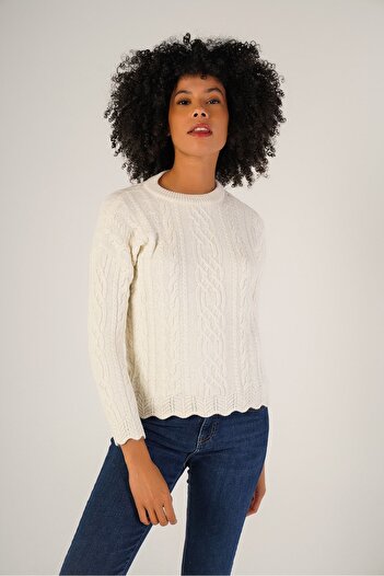 Trist Star Bone Women's Hair Running Crew Neck Wool Sweater