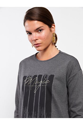 LC Waikiki Bedruckte, langärmlige Oversize-Damentunika mit Rundhalsausschnitt