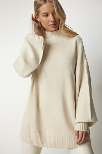 Happiness İstanbul Damski kremowy sweter ze stójką, oversize, basicowy sweter YY00167