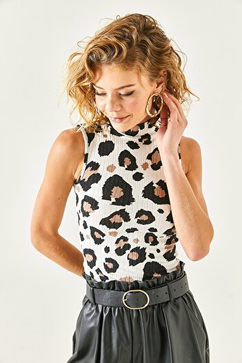 Olalook Women's Ecru Leopard High Collar Sleeveless Lycra Blouse BLZ-19002376