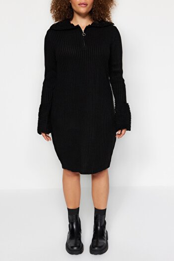 Trendyol Curve Black Plush Detailed Zipper Closure Knitwear Dress TBBAW24AH00017