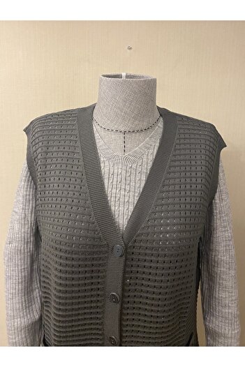 TEK Bamboo Knitted Mercerized Mother Vest / Anthracite