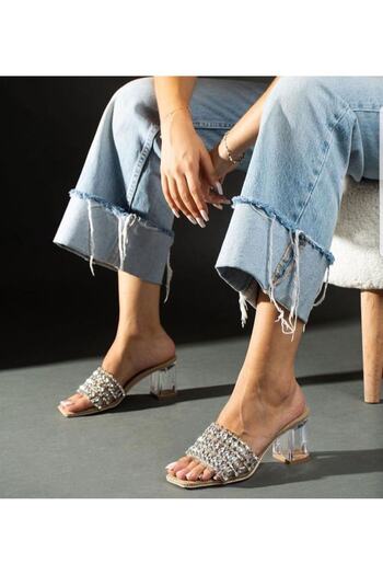 JAMASHOSE Drop Stone Detailed Straw Transparent Heeled Slippers
