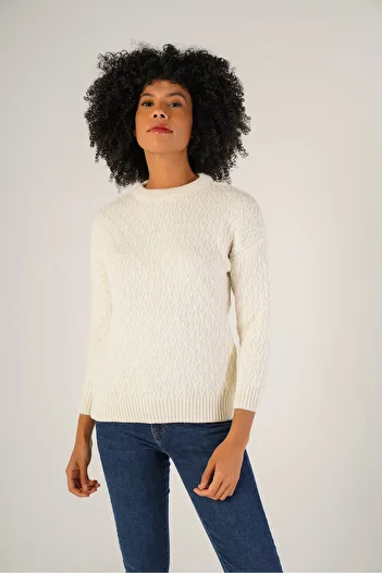 Trist Star Bone Women's Hair Running Crew Neck Wool Sweater