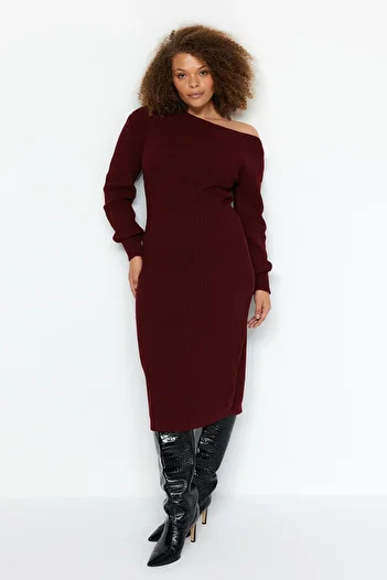 Trendyol Curve Claret Red Asymmetrical Detailed Knitwear Dress TBBAW24AH00002