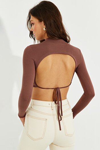Cool & Sexy Γυναικεία Καφέ Ανοιχτή Πλάτη Crop Μπλούζα LPP1232