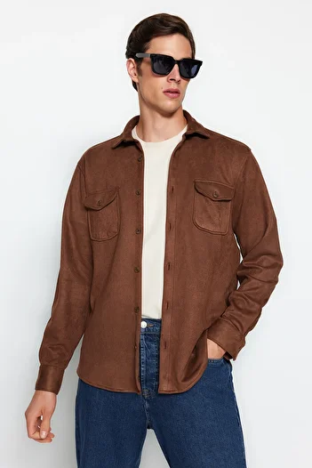 Trendyol Collection Καφέ κανονική εφαρμογή διπλής τσέπης σουέτ χειμερινό πουκάμισο TMNAW24GO00033