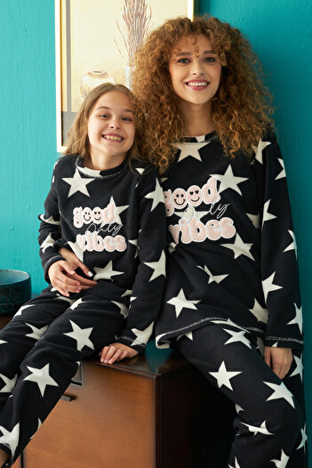 Siyah İnci Bottom-Top Polar Embroidered Pajama Set