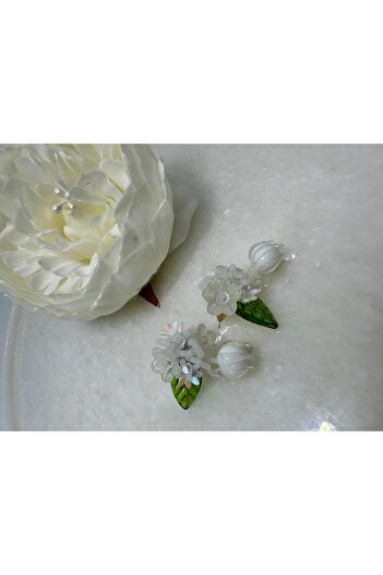 MFM STORE نموذج زهرة بيضاء هدية القرط