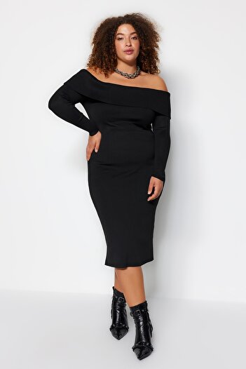 Trendyol Curve Carmen Collar Μαύρο Πλεκτό Φόρεμα Midi - TBBAW24AH00001