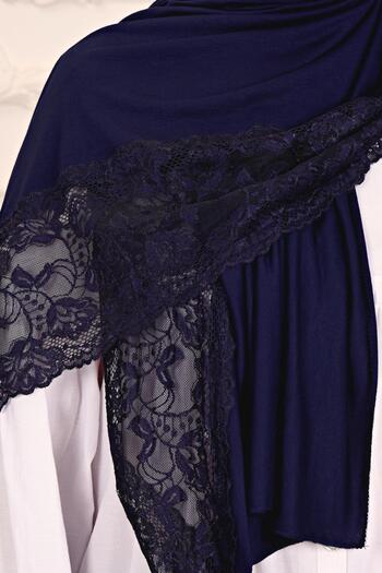 Altobeh Combed Cotton Shawl with Lace