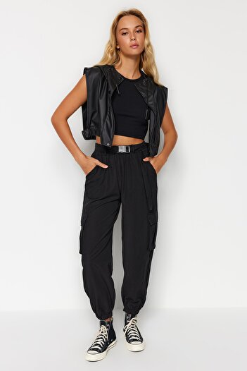 Trendyol Collection Black Cargo Pocket Woven Trousers TWOAW24PL00293