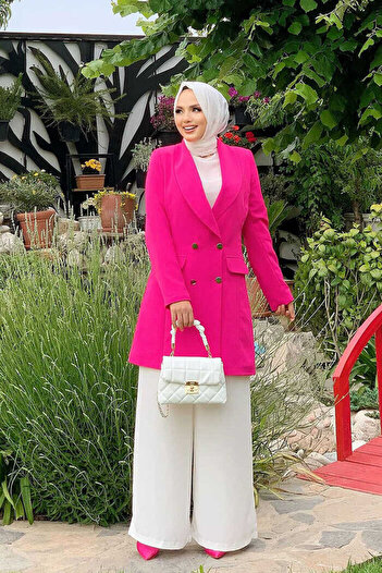 Bym Fashion Φούξια μπουφάν 7660 - Εμφάνιση τσέπης, λεπτομέρεια μπροστινού κουμπιού και επένδυση