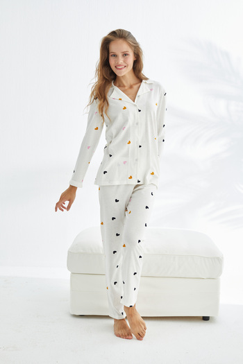 Siyah İnci Set de pijamale din bumbac cu model alb cu inimă