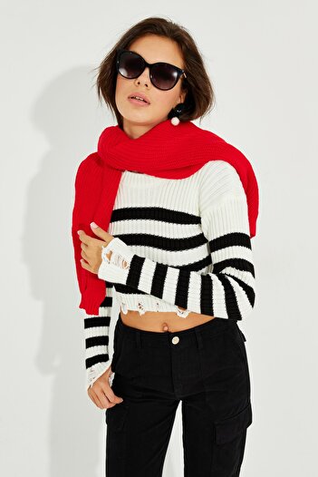 Cool & Sexy Women's Ecru-Black Striped Ripped Crop Sweater SF2200