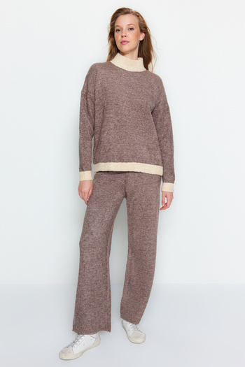 Trendyol Collection Wide Fit Boucle Knitwear Set - Twoaw24Au00086