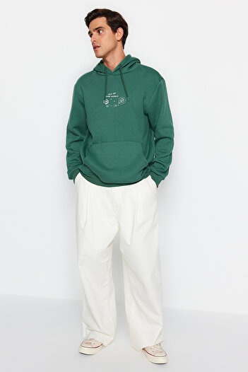 Trendyol Collection Green Space Embroidered - Φούτερ με ζεστή κουκούλα TMNAW24sw00101