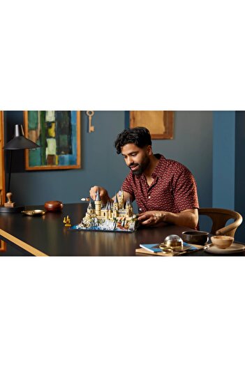 LEGO ® Harry Potter™ Hogwarts™ Şatosu ve Bahçesi 76419 (2660 Parça)